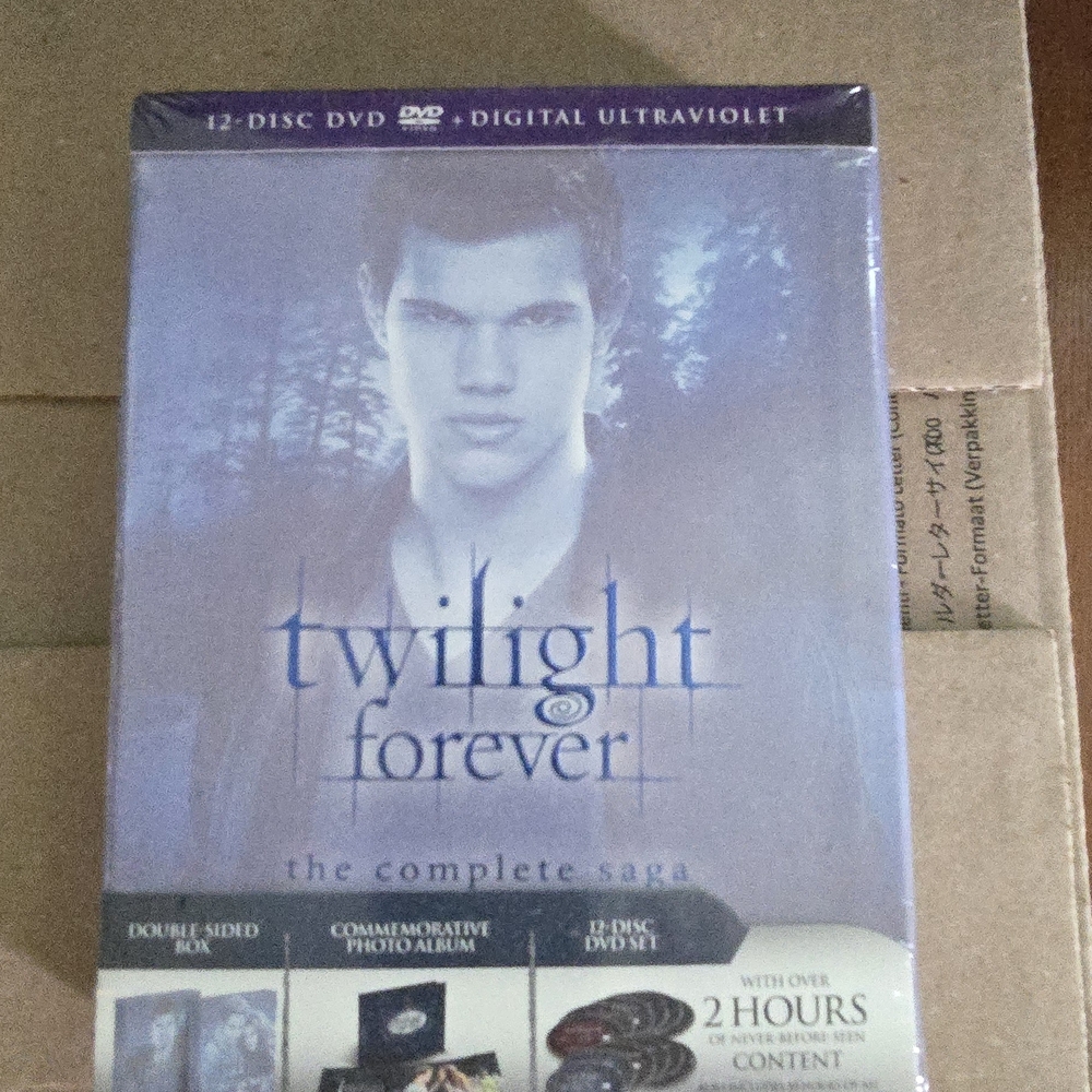NIB Twilight Forever: The Complete Saga DVD Set
